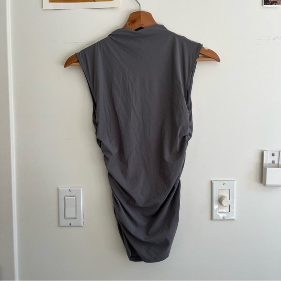 Aritzia tank top - Picture 3 of 4